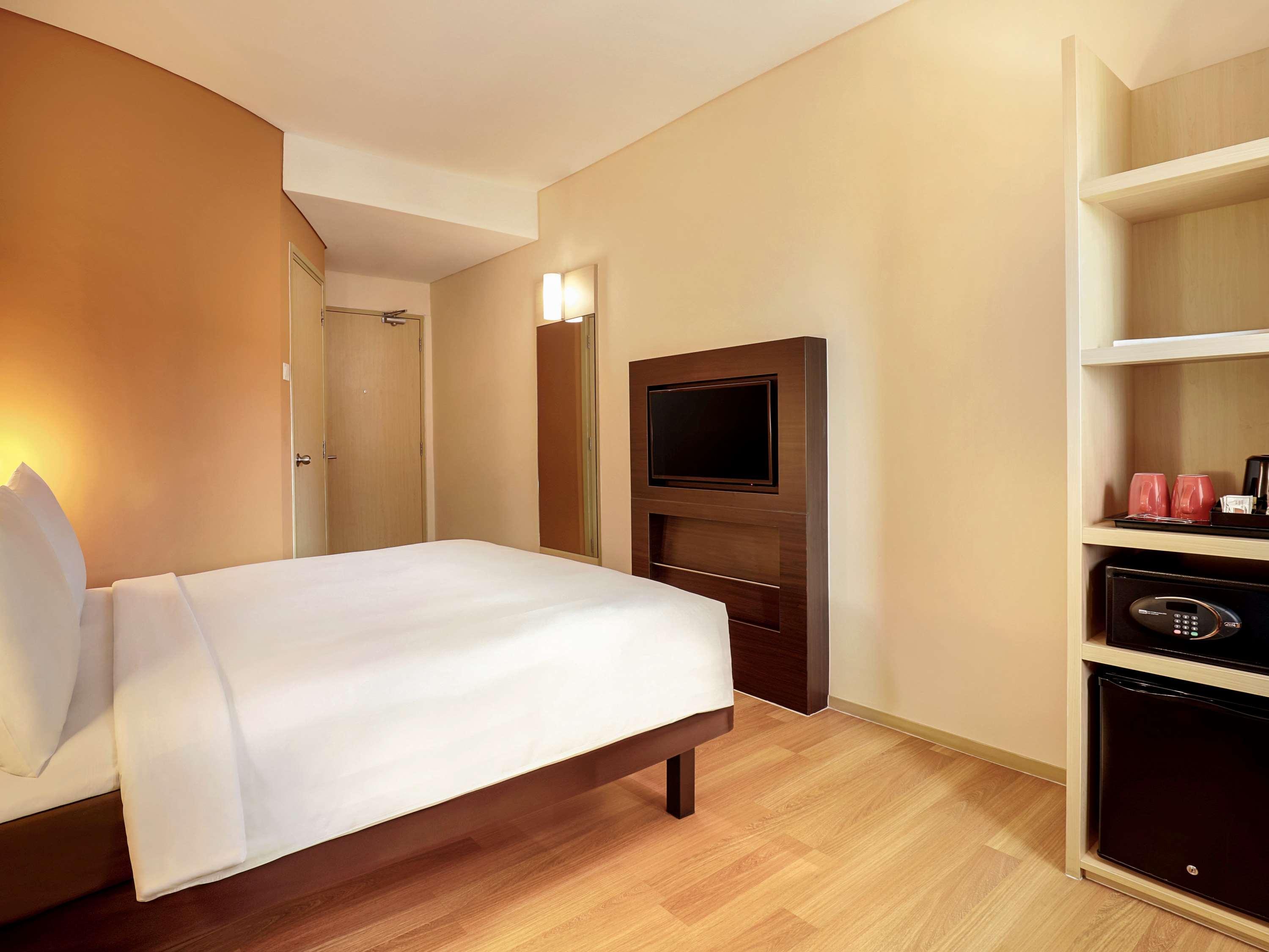 Ibis Jakarta Harmoni מראה חיצוני תמונה