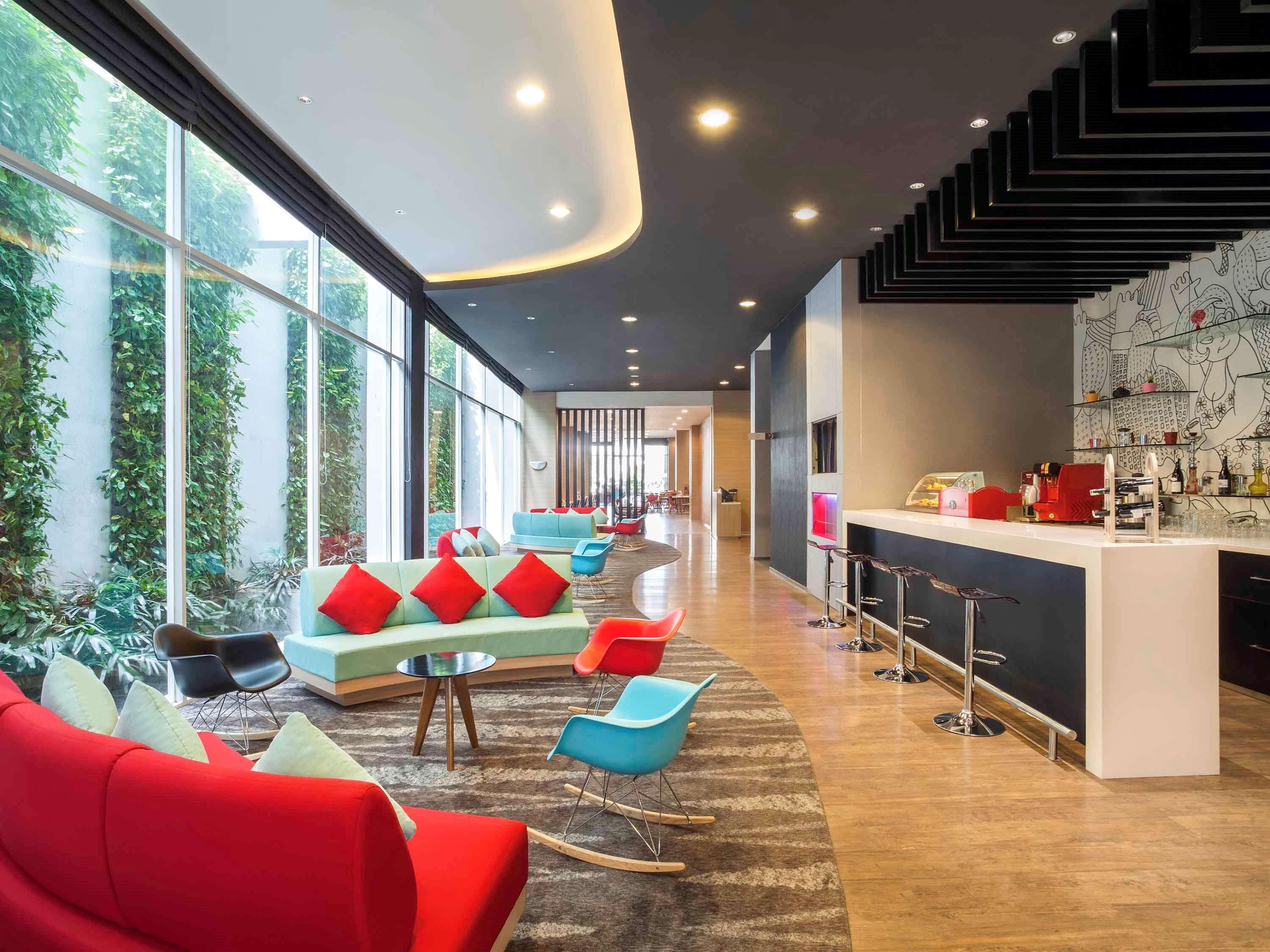 Ibis Jakarta Harmoni מראה חיצוני תמונה