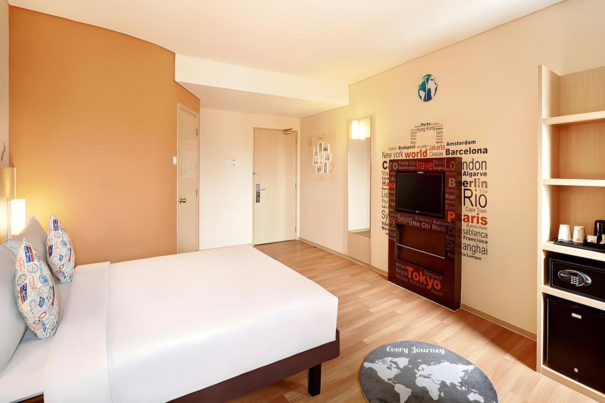 Ibis Jakarta Harmoni מראה חיצוני תמונה